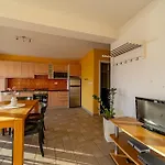 Lovely In Karbuni With House Sea View Appartamento *